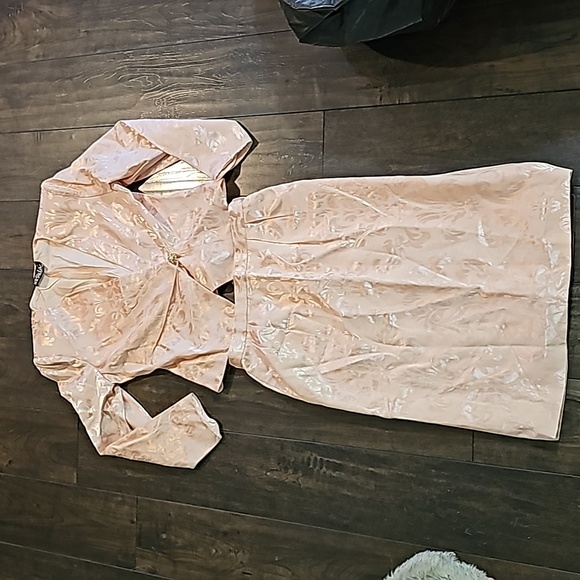 STUNNING URSULA OF SWITZERLAND LIGHT PINK PAISLEY SKIRT SUIT - Picture 1 of 14